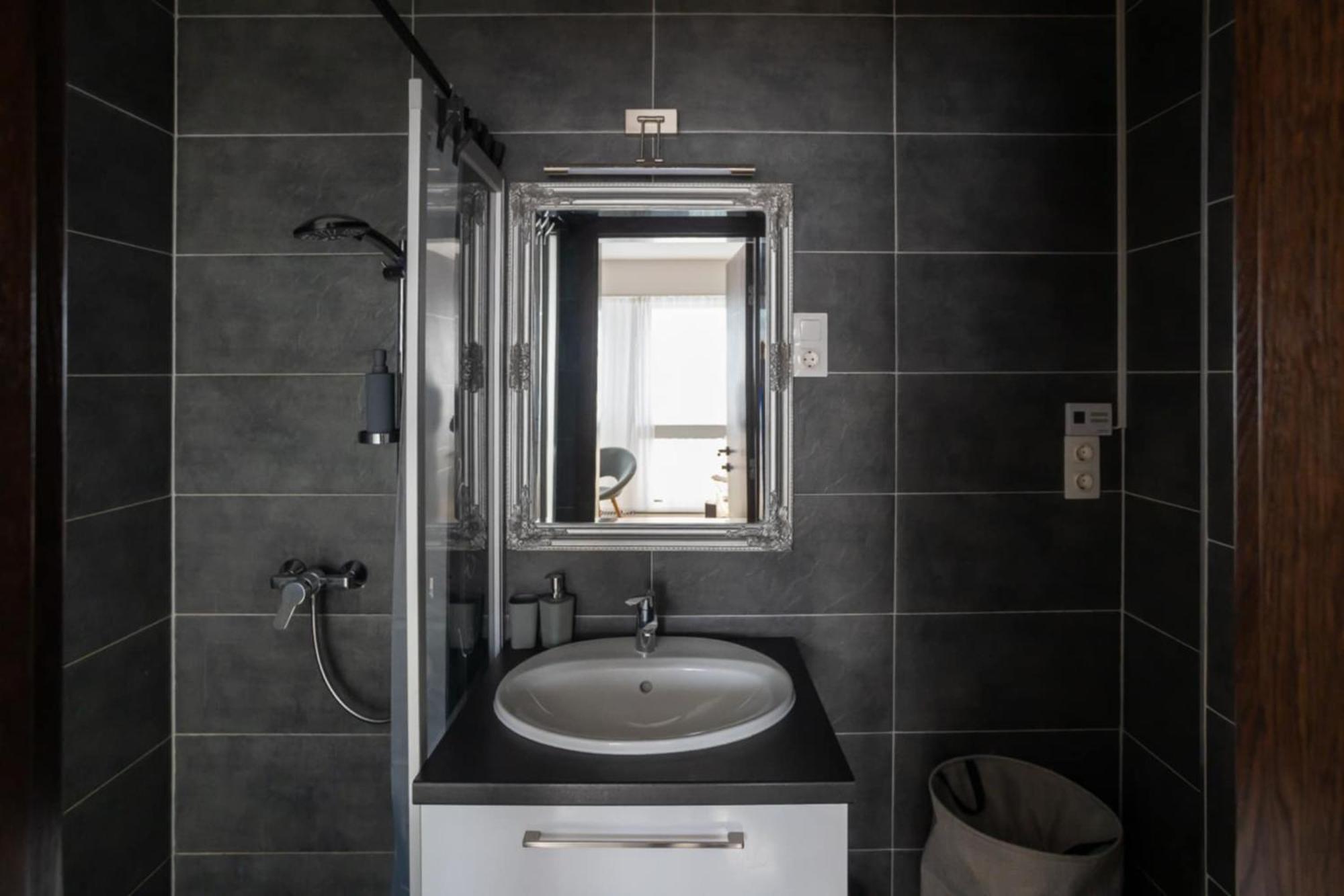 Hellowine Apartman II Eger Exteriör bild
